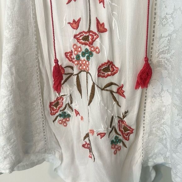 Boho Me White Embroided Blouse M - Picture 3 of 8